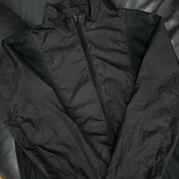 (3) xlim ep5 01 jacket