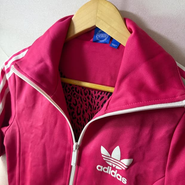 아디다스 유로파 핑크 90 (여성 55정도)