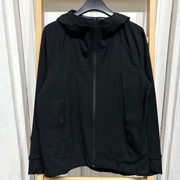 유니클로 바람막이 자켓