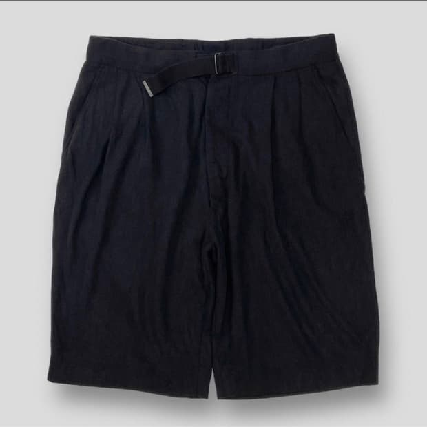 코모리 22SS 실크넵 쇼츠 2사이즈 판매합니다