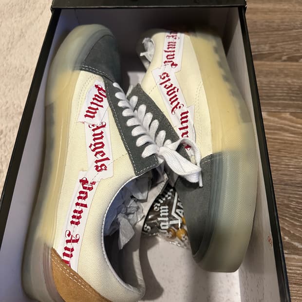 반스 x 팜엔젤스 270