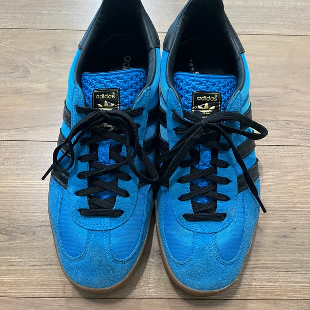 아디다스 가젤 인도어 브라이트 블루 코어 블랙