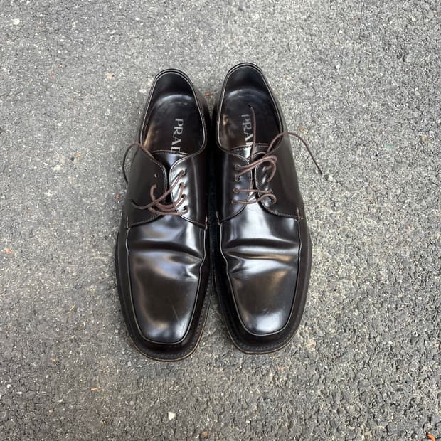 prada 브라운 세미 스퀘어토 더비