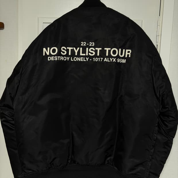 Alyx Destroy Lonely NOSTYLIST TOUR 