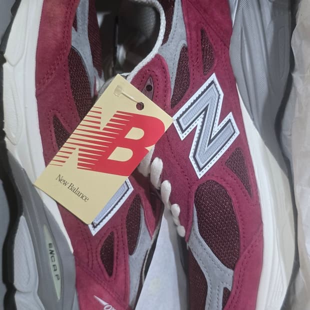 270뉴발란스 990v3 메이드 인 USA 스칼렛 마블헤드