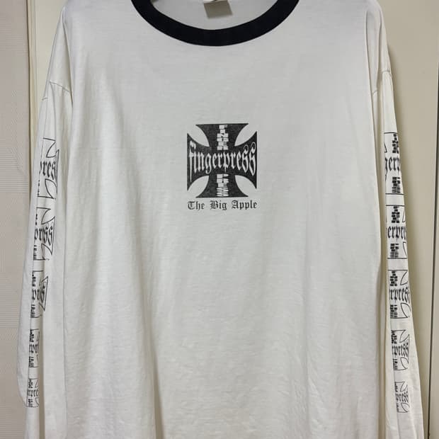 도넛리벤지 fp logo www 롱슬리브