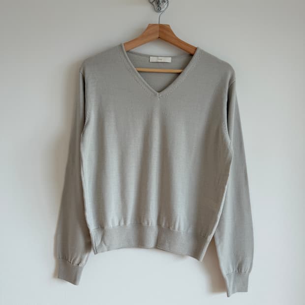 ORR 울 브이넥 니트