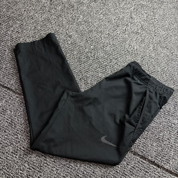 나이키 스우시 드라이핏 우븐 트레이닝 팬츠 2702