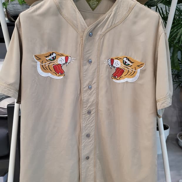 🐅(4) 니코앤드 UNSTUDIED 타이거 자수 레이온 베이스볼 셔츠
