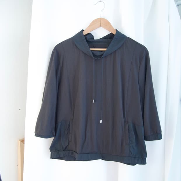 string neck top