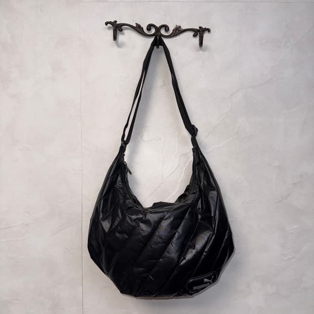 Puma black padded quilting cross bag