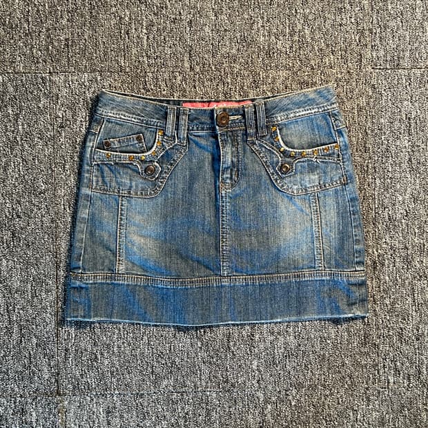 B jeans 비즈 로고 워싱 데님 미니 스커트
