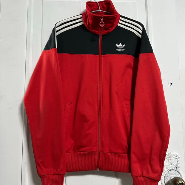 아디다스 일리노이 트랙탑