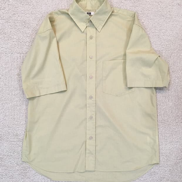 유니클로 반팔 셔츠