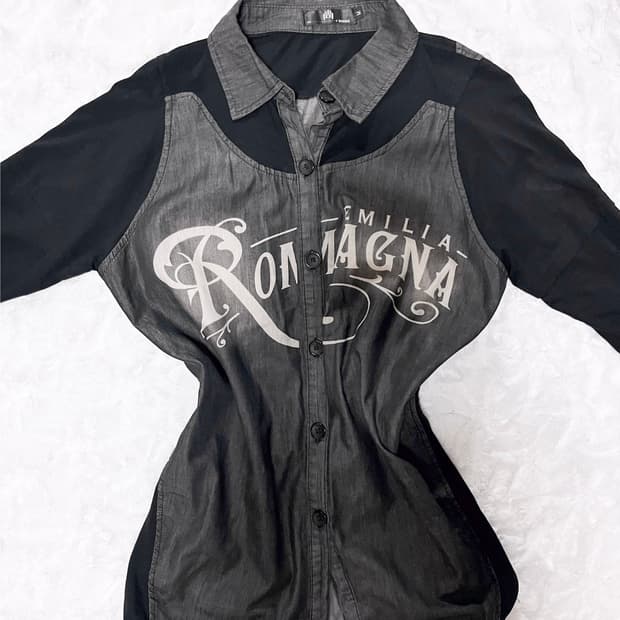 빈티지 블랙 차콜 카라 티셔츠