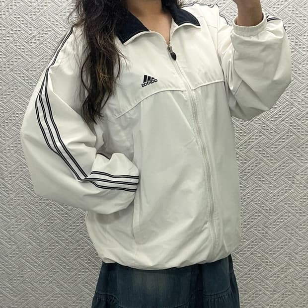 아디다스 올드스쿨 오버핏 윈드브레이커 바람막이 105 C05842