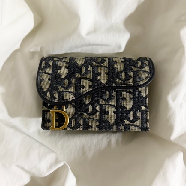 디올 오블리크 새들 플랩 카드지갑 [정품]