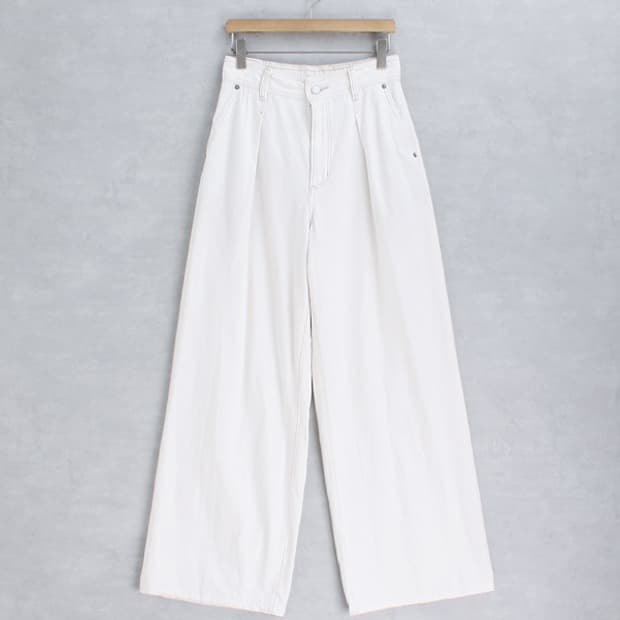 GU _ tuck wide pants S6323