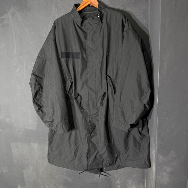 프릭스스토어 피쉬테일파카 (M)