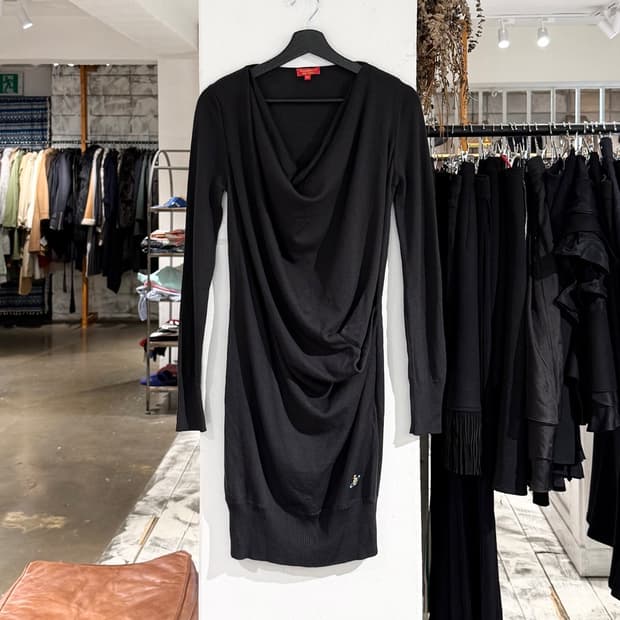 비비안웨스트우드 레드라벨 블랙 드레이프 울 드레스