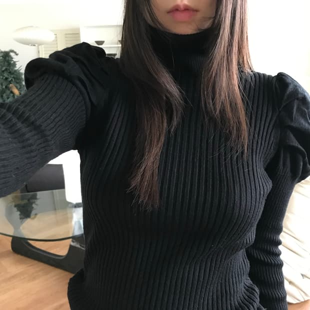 vintage puff turtle neck knit