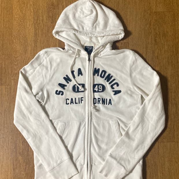 후아유 화이트 크림 후드집업 m