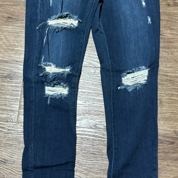 Fashion nova blue jeans