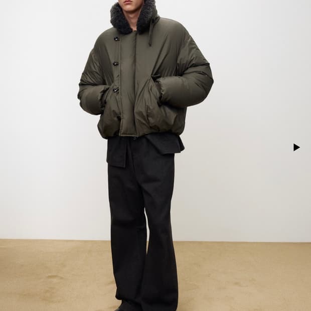 토니웩 25 fw 셔링 퍼프 블루종 m