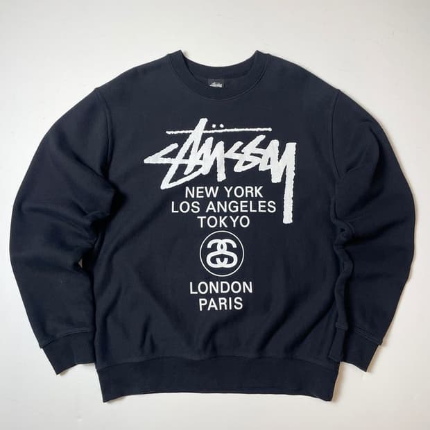 스투시 월드 투어 크루넥 코튼 맨투맨 PN9447