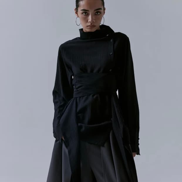 트리밍버드 3-way High-neck Wrap Blouse Black