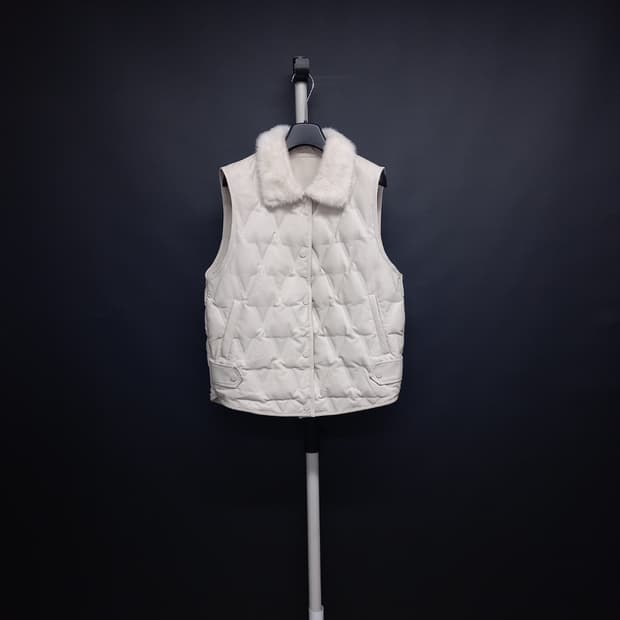 시티지 CITY GEE 퀄팅 페이크레더 베스트 66.55