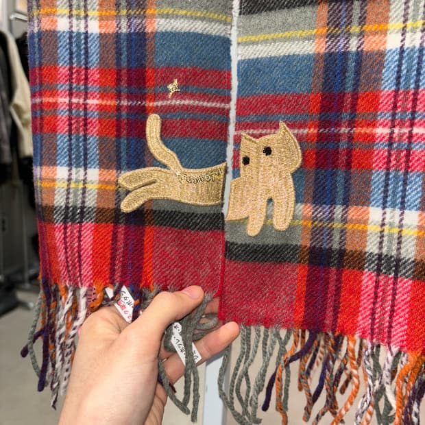 츠모리 치시토 고양이 체크 머플러