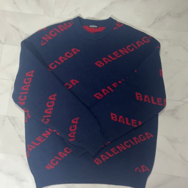 발렌시아가 니트