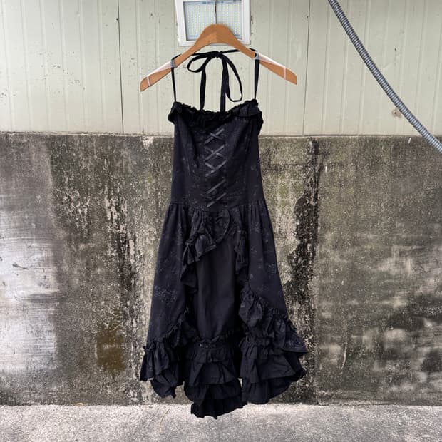 바디라인 홀터넥 프릴 원피스 펑크 고스 갸루 로리타 y2k 