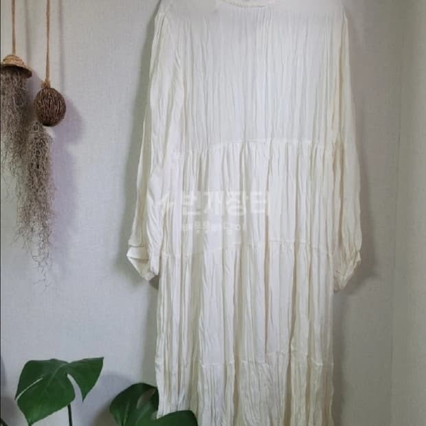 세컨드플레이스 98도씨 링클 롱 원피스