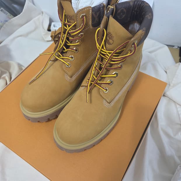 루이비통 팀버랜드 10사이즈 280~