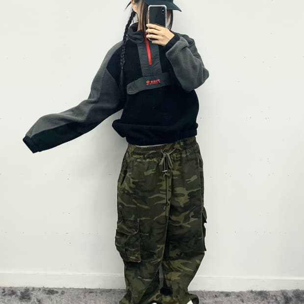 아디다스 챠콜 플리스 아노락