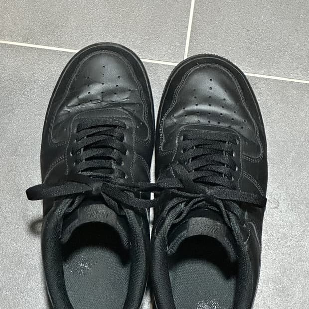 나이키 에어포스 트리플블랙 285