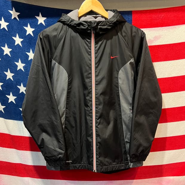나이키 바람막이 점퍼