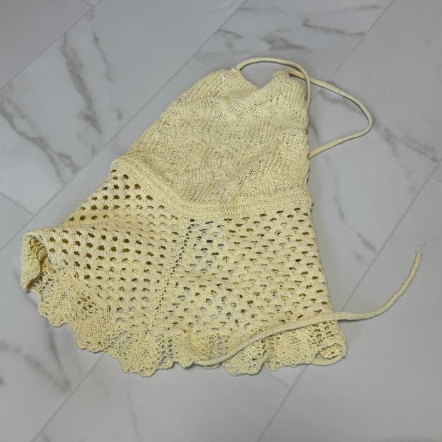 자라 크로셰 탑