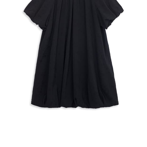 코스모스 블랙 플로럴 볼륨 미니 원피스