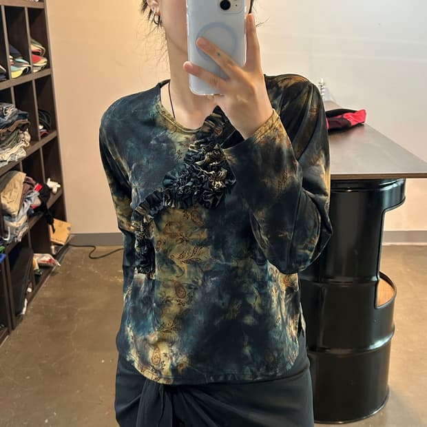 오리엔탈 패턴 탑