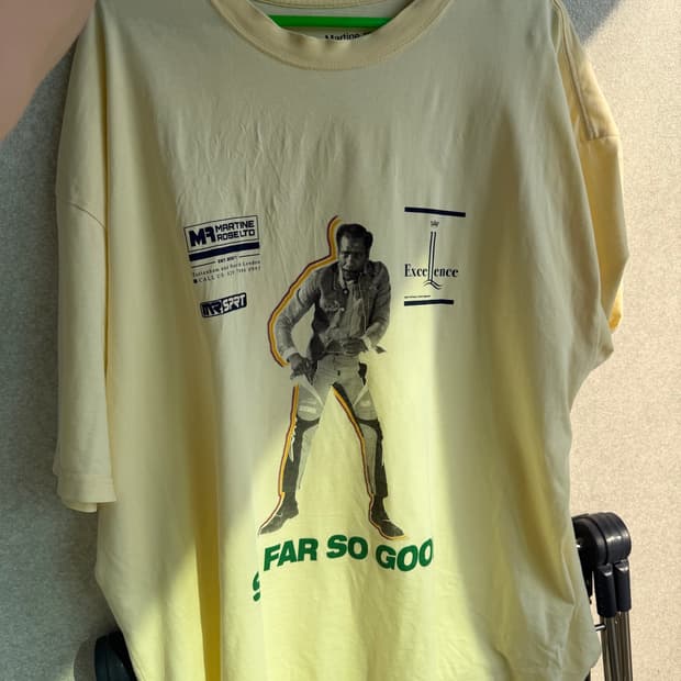 마틴로즈 23ss 옐로우 티셔츠