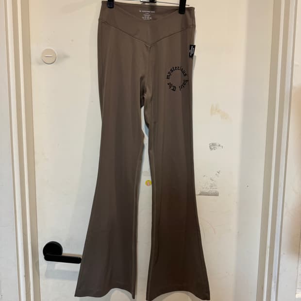 더미스테리어스호텔 헐리우드 부츠컷 팬츠 