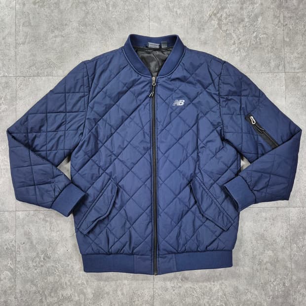 NEWBALANCE 경량패딩