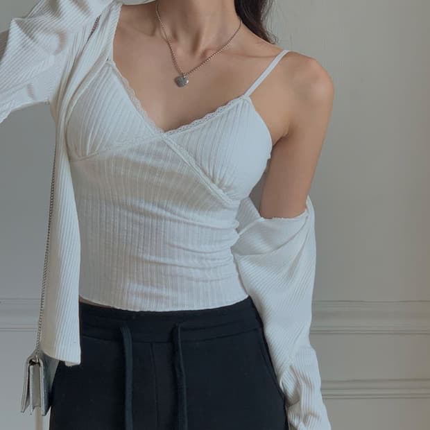 레이스 캡 내장 나시