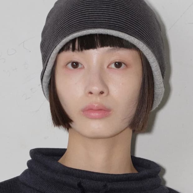 타입서비스 리버시블 글리터 비니