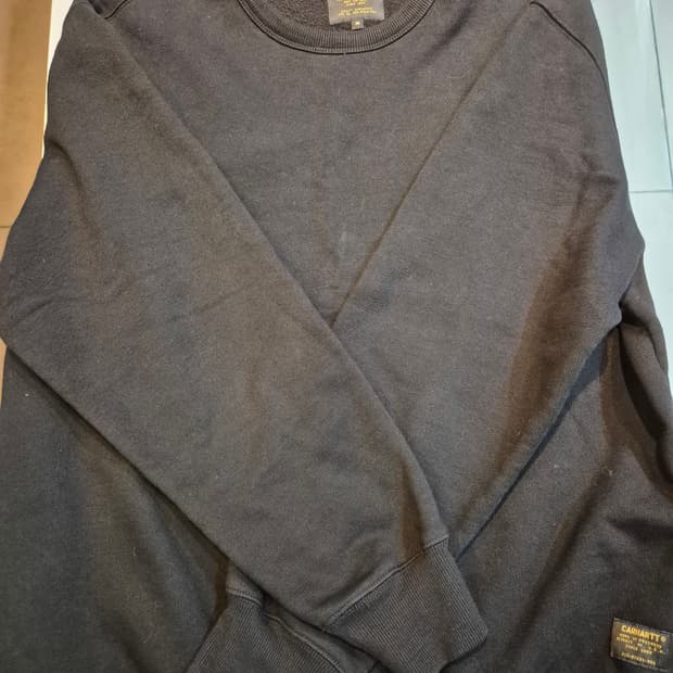 칼하트 CARHARTT WIP 맨투맨 m 95~100 판매합니다