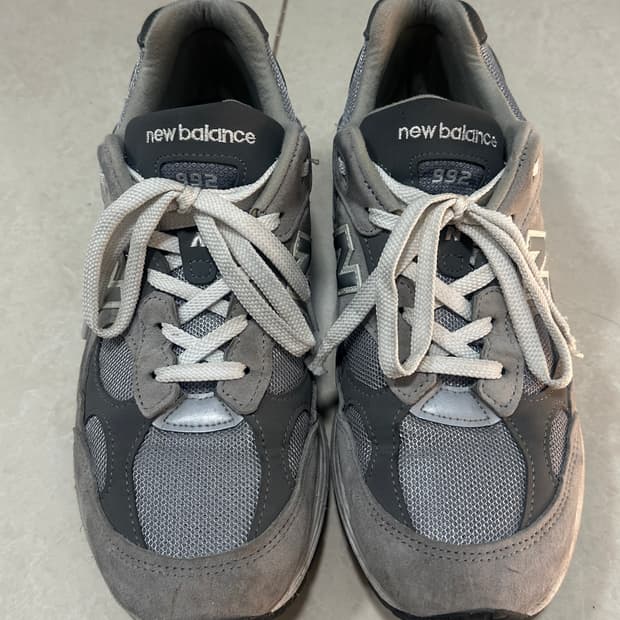 [275] 뉴발란스 992 그레이 구형(M992GR)