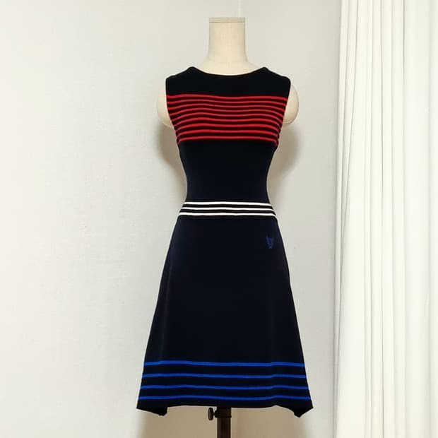 SJYP 니트 원피스 백트임 슬리브리스 (44~날씬55)